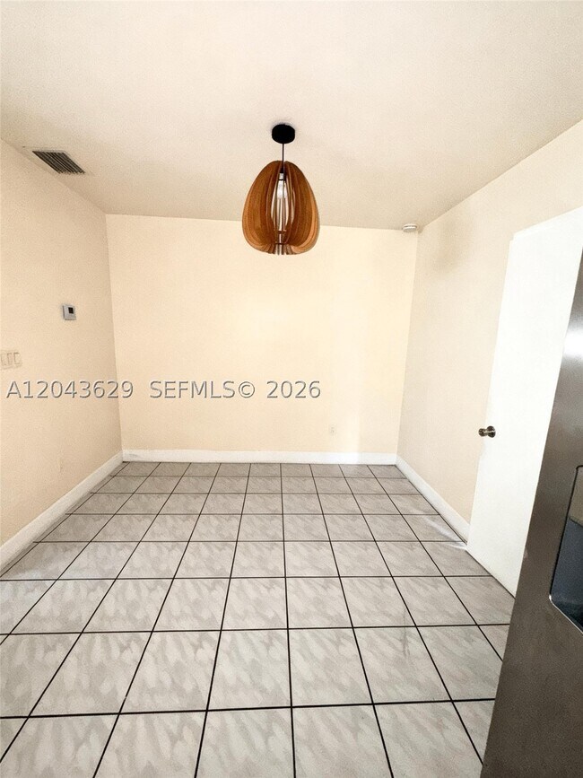 Building Photo - 5912-5914 Fillmore St