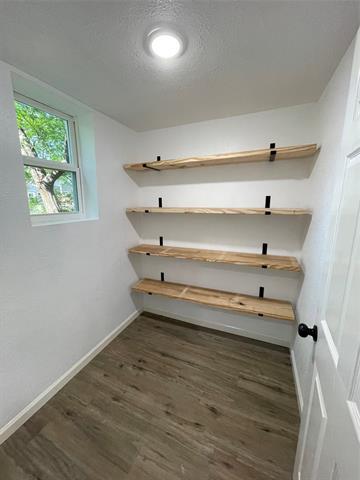 Building Photo - 607 E Monterey St