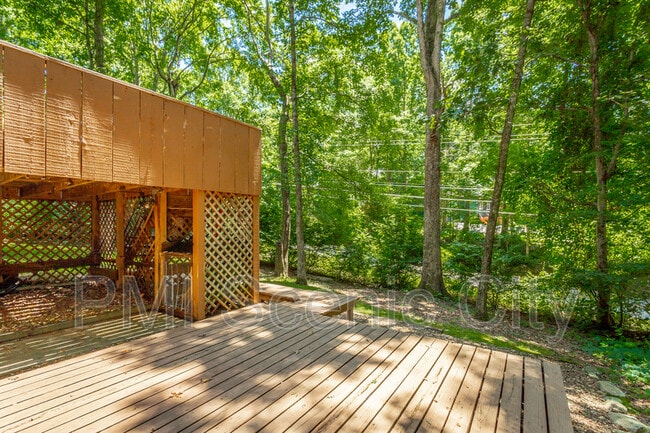 Building Photo - 1602 Rustic Homes Ln