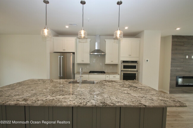 Building Photo - 1206 Arose Ln