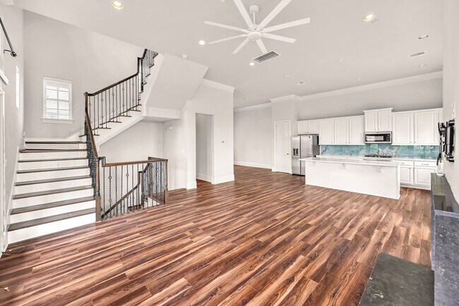 Building Photo - 9644 Knight Rd
