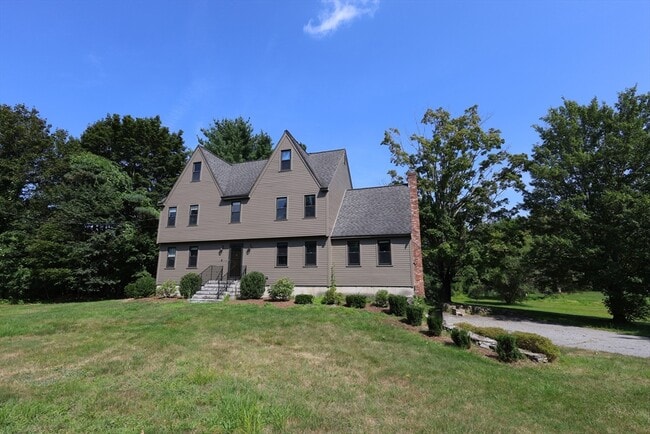 Primary Photo - 17 Fairview Dr
