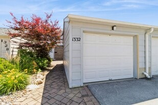 Building Photo - 1332 Truman Pl