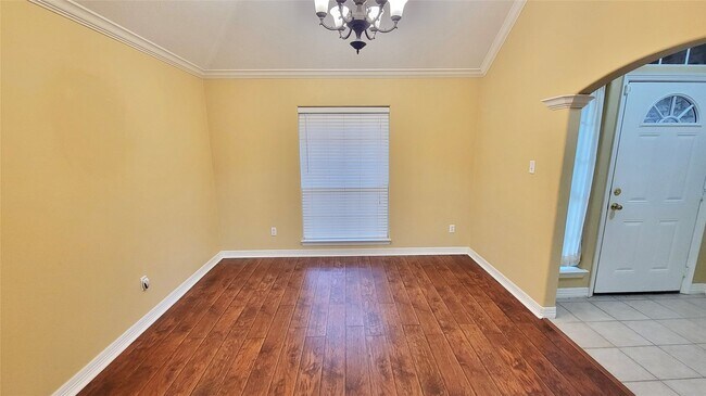 Building Photo - 3702 Mystic Cir