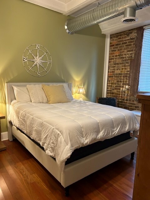 Master Bedroom - 417 Evans St