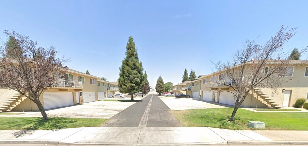 Building Photo - 459 W Alamos Ave