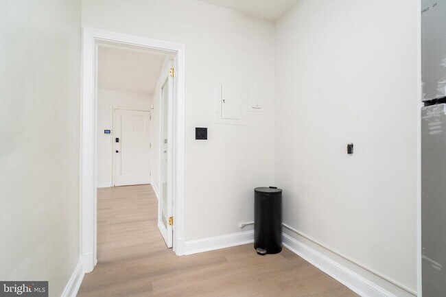 Building Photo - 1404 Tuckerman St NW
