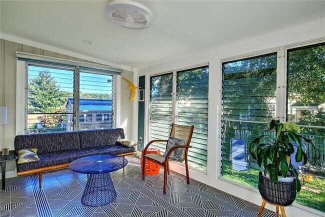 Building Photo - 151 Chace Ave