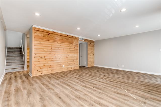 Building Photo - 15909 Archwood Ln