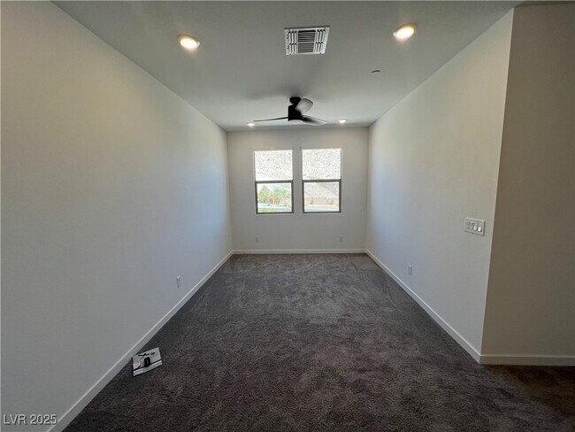 Building Photo - 11487 Contour Ave