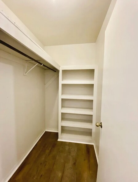 Building Photo - 143 Jasmine Ln