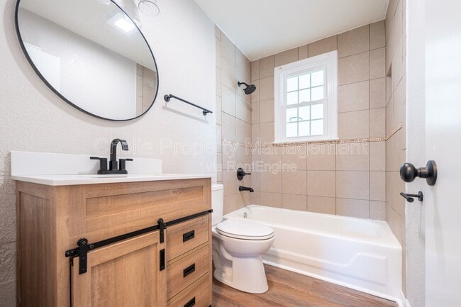 Building Photo - 282 Southburn Dr