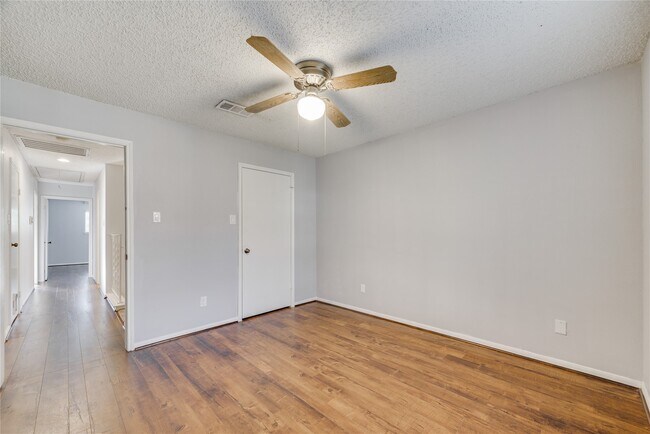 Building Photo - 14228 Misty Meadow Ln