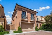 Building Photo - 107 Tritone