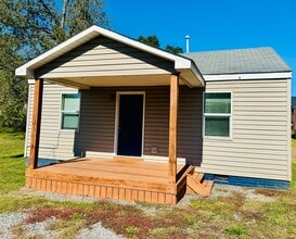 Building Photo - Available to Show