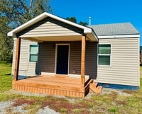 Building Photo - Available to Show