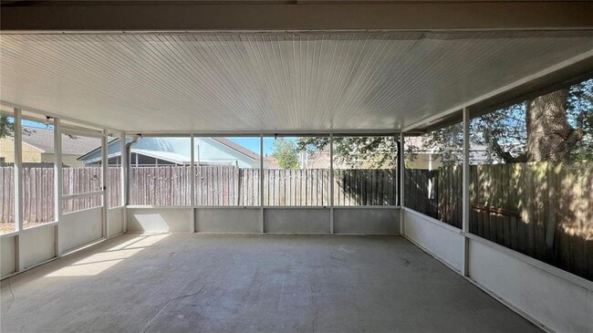 Building Photo - 16349 Coopers Hawk Ave