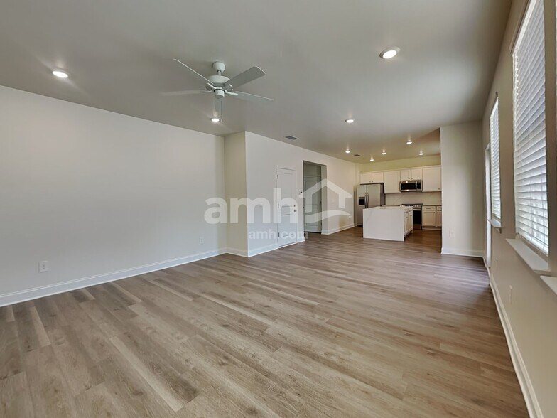 Building Photo - 3099 Ansley Place Rd