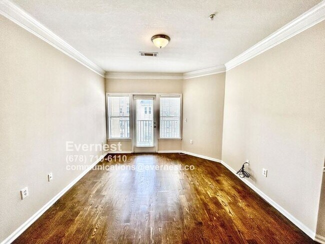 Building Photo - 1850 Cotillion Dr