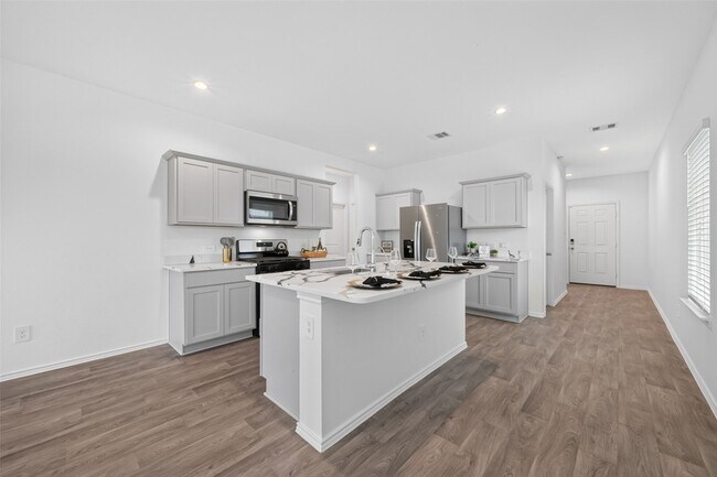 Building Photo - 24206 Foxdale Bay Ct