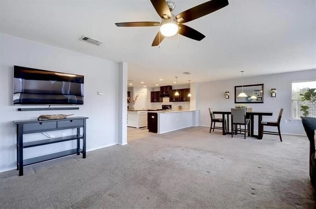 Building Photo - 9016 Ridgewell Rd