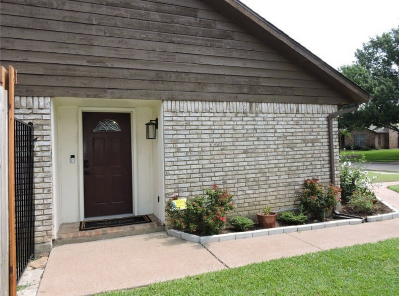 Building Photo - 3359 Lanarc Dr