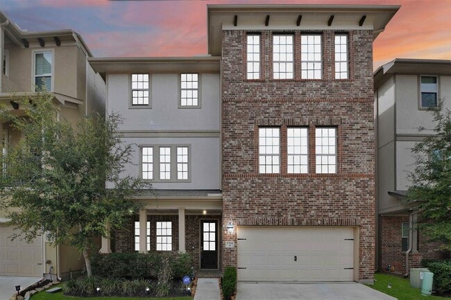 Primary Photo - 1715 Billfish Blvd