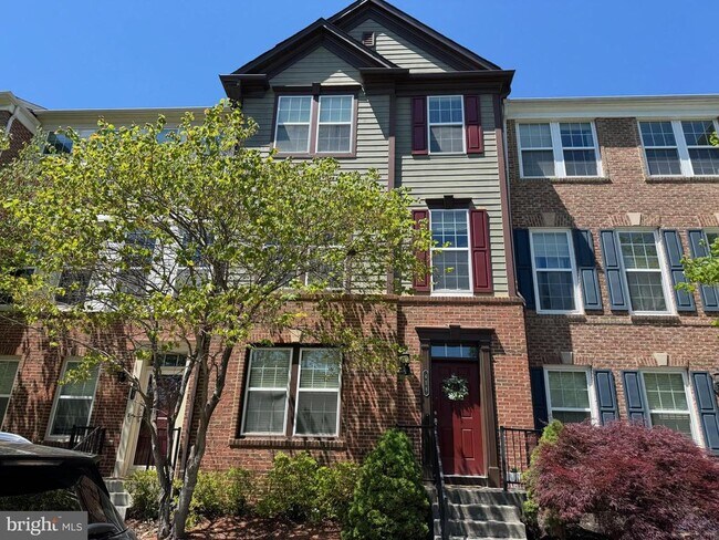 Building Photo - 458 Glade Fern Terrace SE