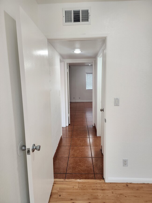 Building Photo - 25743 Hogan Dr