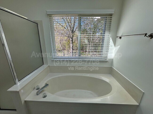 Building Photo - 419 Audubon Village Spur
