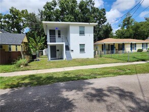 Building Photo - 1623 W 22nd St