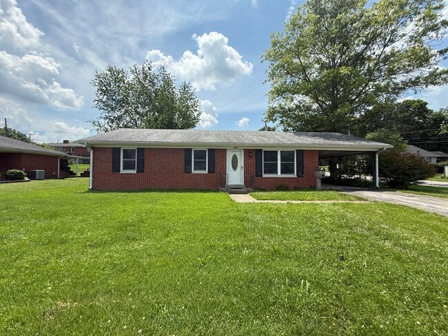 Building Photo - Come Take a Look At This!