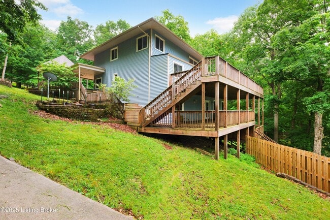 Building Photo - 1468 Lakeshore Pkwy