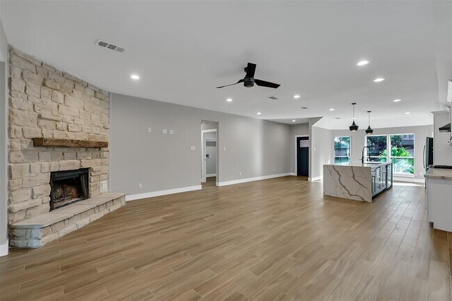 Building Photo - 1339 Coppercrest Dr