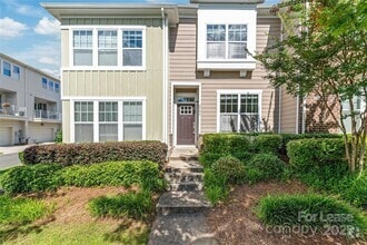 Building Photo - 2564 Tranquil Oak Pl