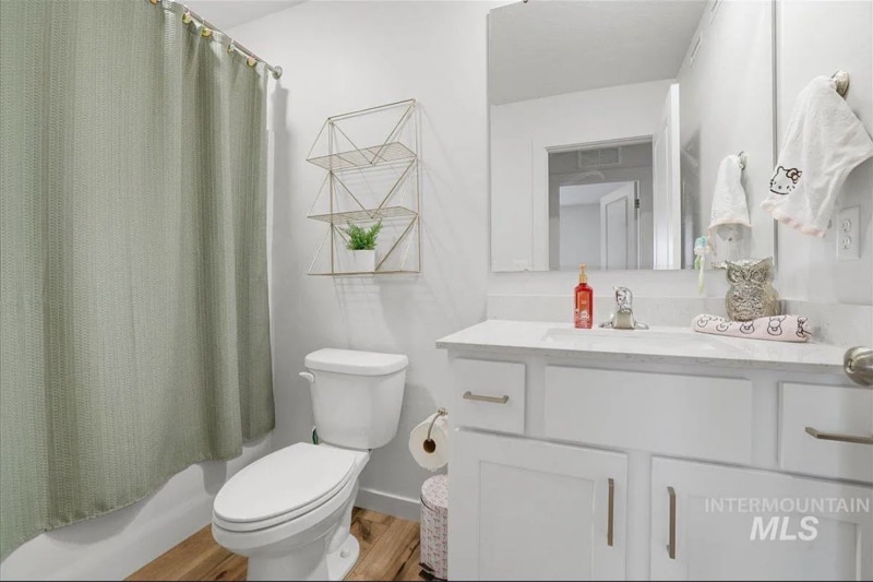 Building Photo - 3225 E Mossy Rock Ct