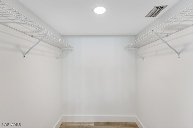 Building Photo - 15171 Cedarwood Ln