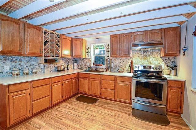 Building Photo - 661 Private Rd 7422