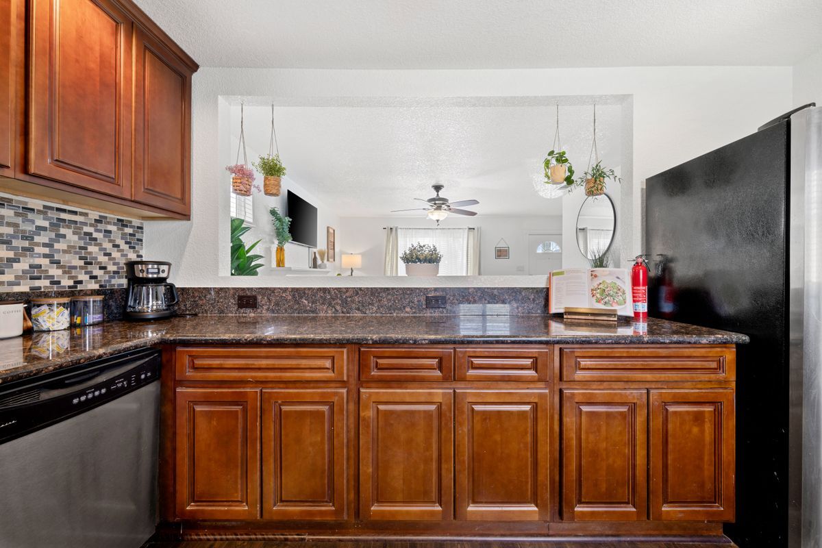 Building Photo - 10609 Olson Dr