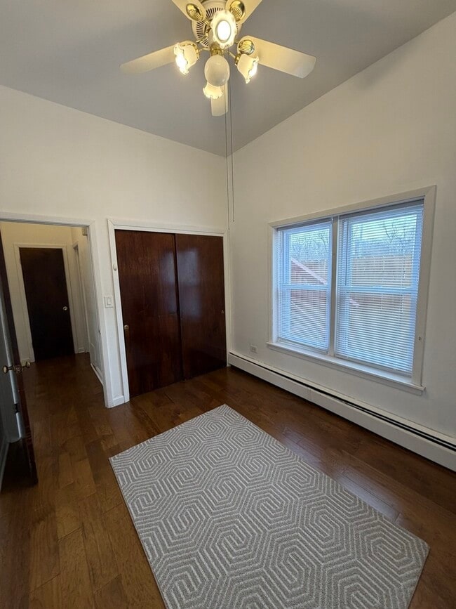 Building Photo - 1995 Howard Ave