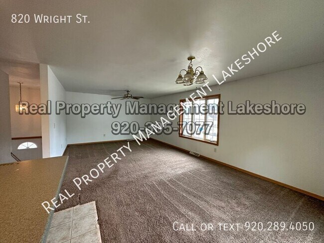 Building Photo - 820 Wright St