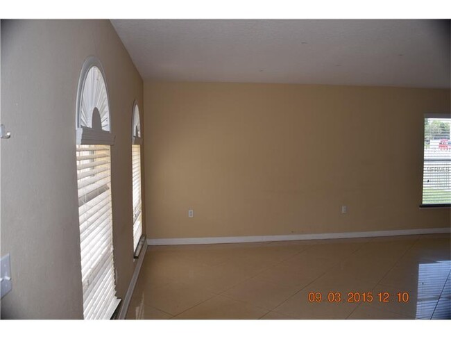 Building Photo - Nice 5 Bedroom 3 Bath Home (COMING SOON)