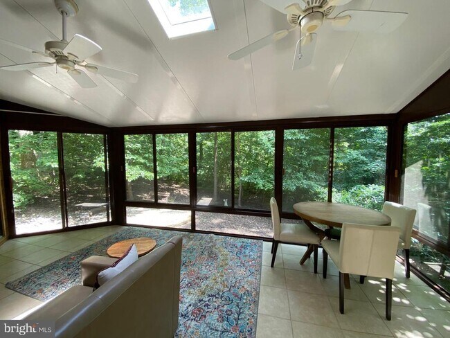 Building Photo - 11605 Brandon Hill Way