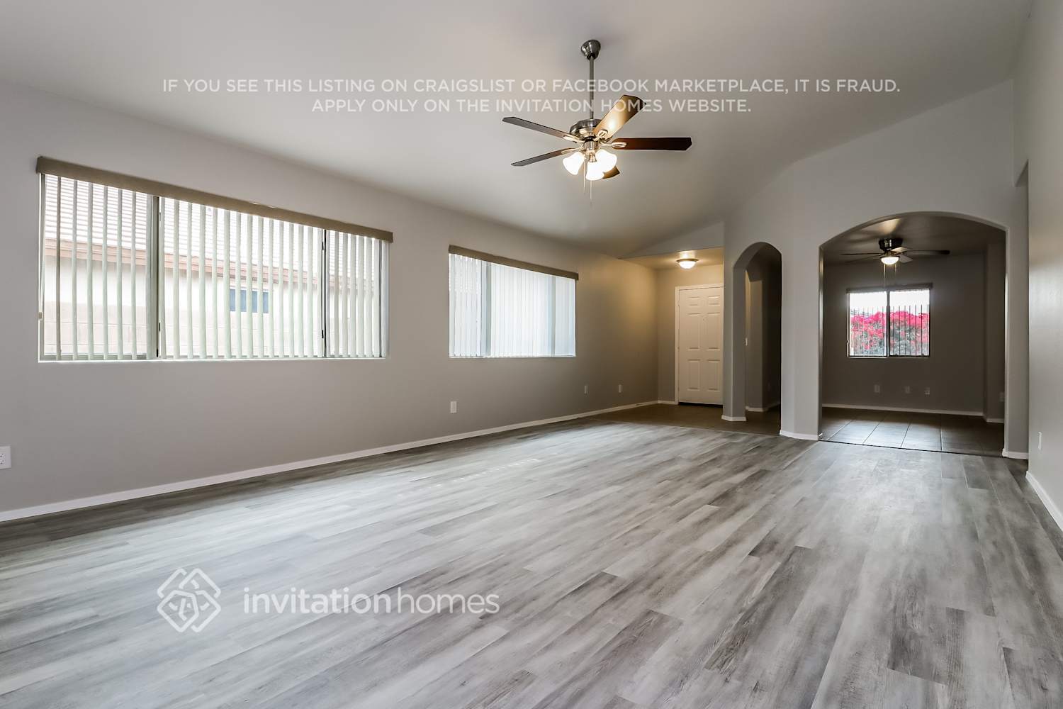 Building Photo - 25586 W St Catherine Ave