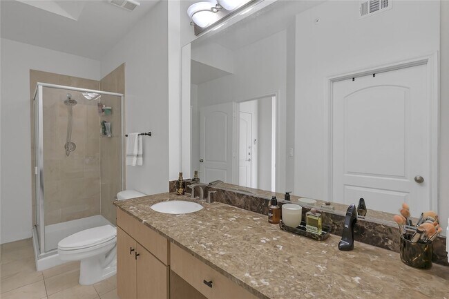 Building Photo - 3225 Turtle Creek Blvd Blvd