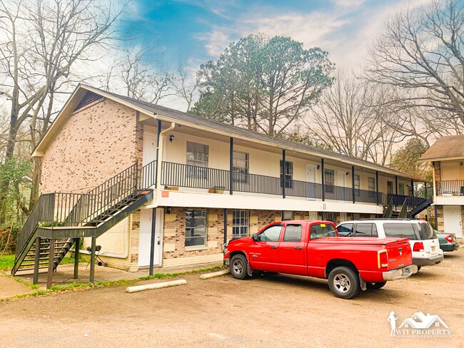 Building Photo - 3811 Mosley Ave