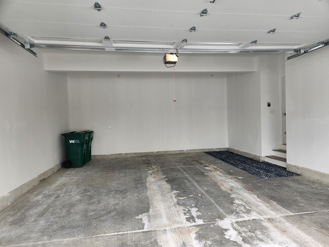 Building Photo - 57 Evergreen Dr