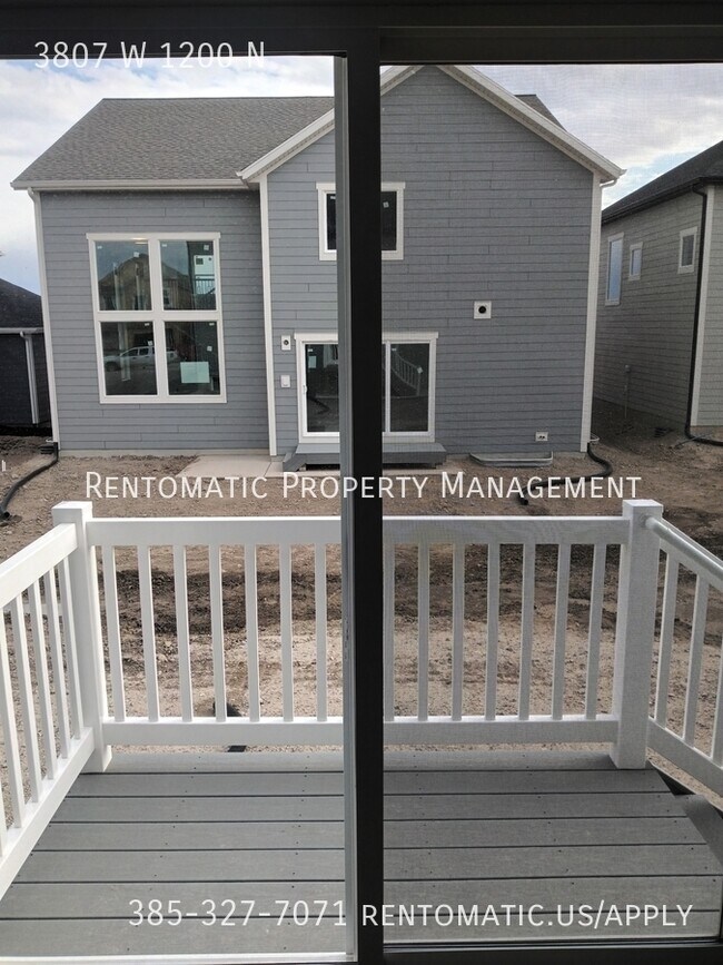 Building Photo - 3807 W 1200 N