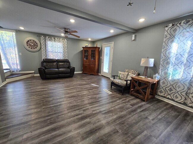 Building Photo - 17630 Bream