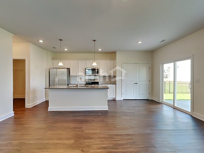 Building Photo - 3907 Dignity Ct